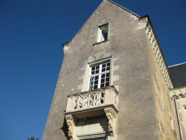 Chateau De Montriou Feneu Rum bild